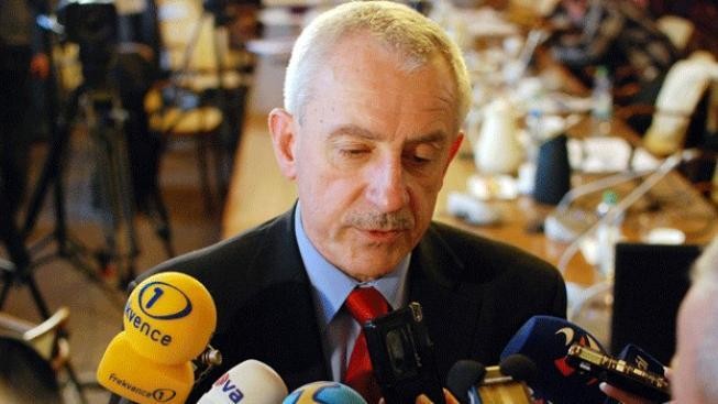 Heger bojuje s korupcí, chystá úpravu veřejných zakázek ve zdravotnictví