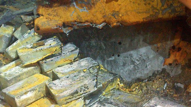 Z potopené britské lodi se podařilo zachránit 48 tun stříbra