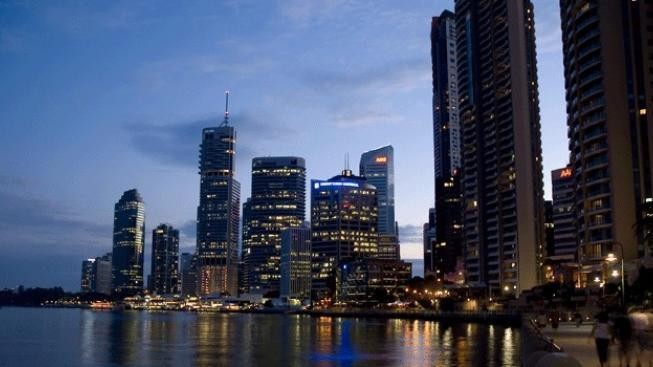 Do úklidu zaplaveného Brisbane se zapojila armáda dobrovolníků