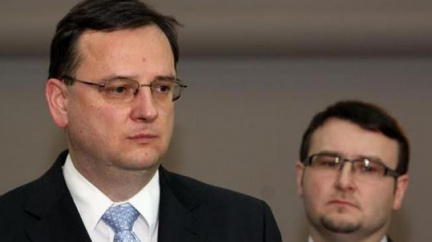 Část senátorů ODS chce odchod Drobila z vedení strany