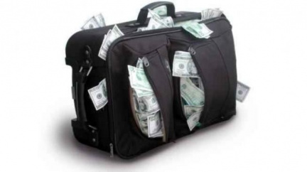 Většina lidí si myslí, že je v ČR velká míra korupce. Škodí to zemi