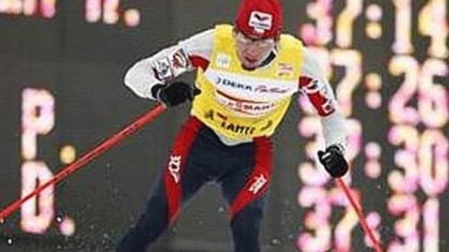 Jakš je před finále Tour de Ski třetí, Bauer desátý