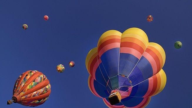 Barevné balóny ozdobí nebe nad Telčí