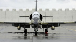 U Třebíče spadl letoun L-39, piloti se včas katapultovali