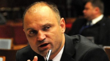 Langer: Výměnou policejního šéfa John jen odvádí pozornost