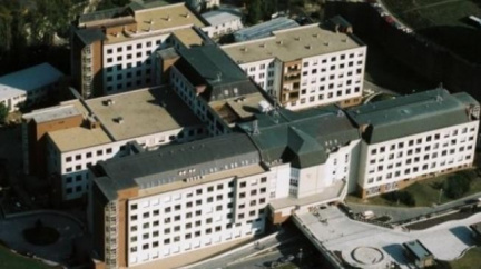 Zakázka pro IKEM je předražená, je v ní firma ministra