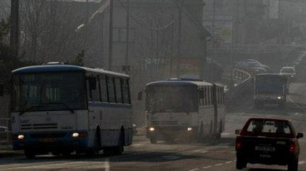 Sever Moravy stále trápí smog, limit byl překročen už šestinásobně 