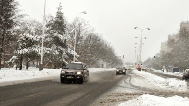Dopravní situace v ČR se zlepšila, východ ale stále zápasí se sněhem