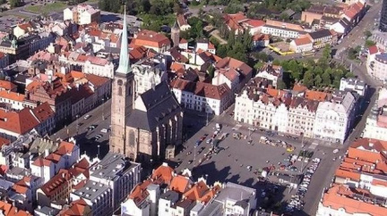 Svaz měst a obcí chystá ústavní stížnost, odmítá snížení dotací
