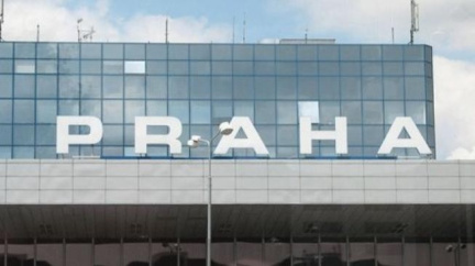 Česká letiště budou muset projednávat velké investice s aerolinkami
