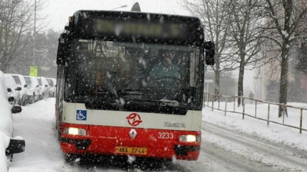 Sníh: Doprava v Praze kolabuje, byl svolán krizový štáb