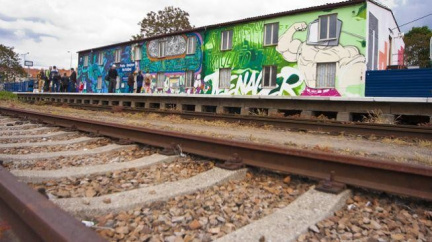 Ze Smíchovského nádraží jezdí vlaky už 150 let. Nyní změní podobu