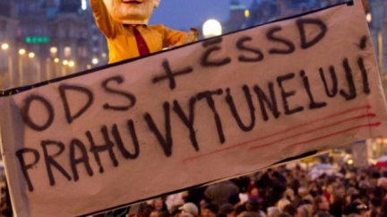 Demonstrace podruhé. Bude ještě masivnější? Pozvánku má 30 tisíc lidí