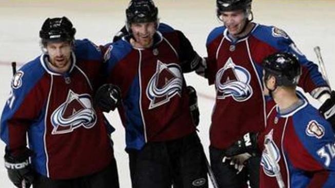 Hejduk v NHL i přes dvě asistence nezabránil porážce Colorada 