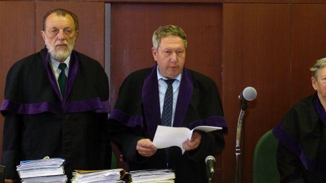 Soudce vítkovských žhářů, nalezený s podřezaným hrdlem, byl podivín