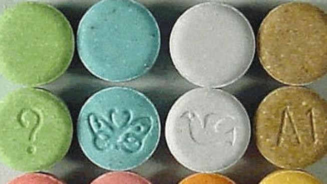 Slováci zabavili směs na výrobu extáze za 250 milionů