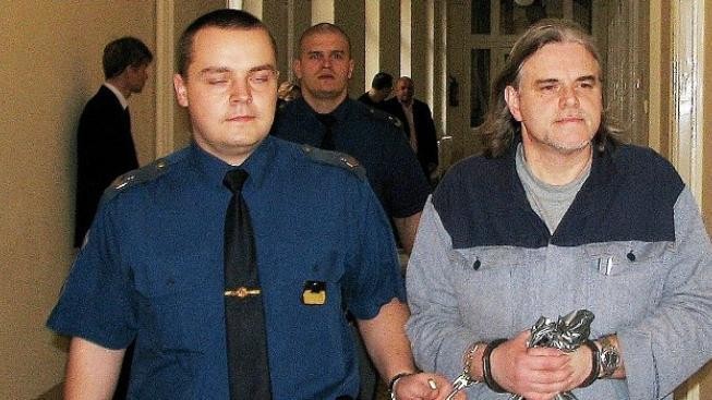 Srba a spol v kauze Štiřín potrestáni nebudou, rozhodl soud