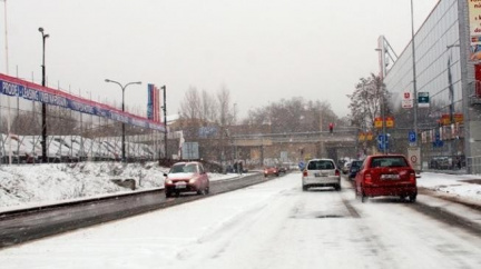 Sněžit může i v nížinách, hory budou bílé. Sníh ale dlouho nevydrží