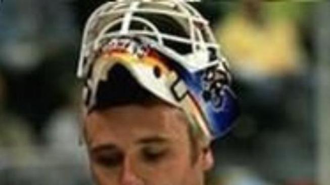 Vokoun byl vyhlášen první hvězdou úvodního týdne NHL
