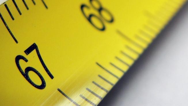 Nejmenším mužem na světě je nyní Kolumbijec vysoký necelých 69 cm 