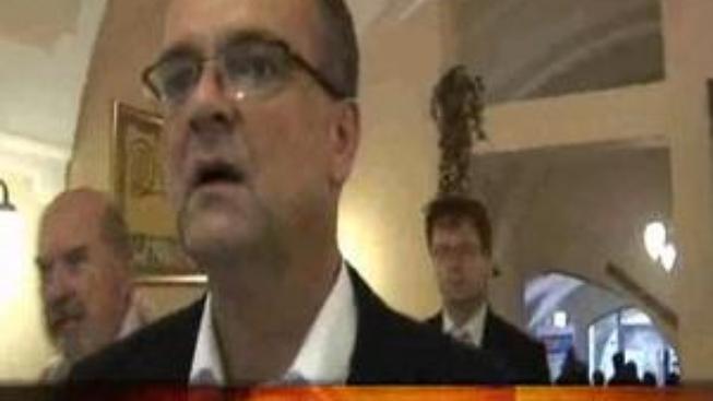 Pane ministře Kalousku, dýchněte nám, nejste opilý?