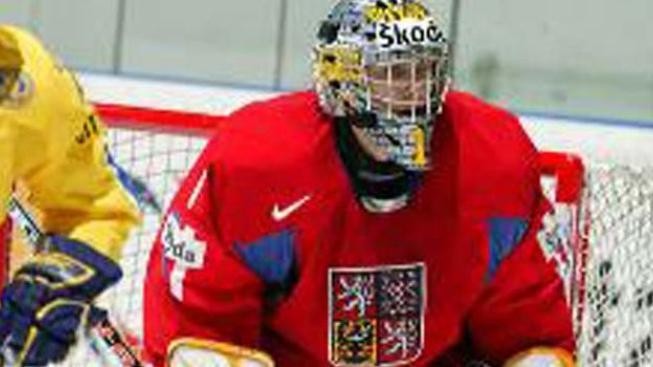 Brankář Pavelec v NHL zkolaboval při zápase 