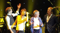 Nezničitelní veteráni Rolling Stones dobývají pódia už 50 let!