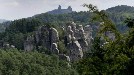Dobrovolníci budou mapovat rytiny ve skalách Českého ráje