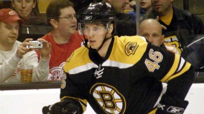 Hokejisté Bostonu jsou v Praze, start NHL v Česku se blíží