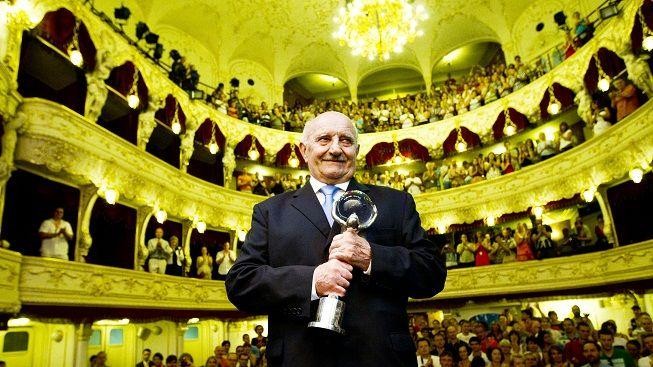 Josef Somr obdržel ve Varech jedno z nejvyšších ocenění 