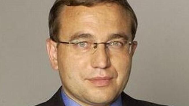 Dobeš chce po Neumannové zaplatit 50 milionů z dluhu