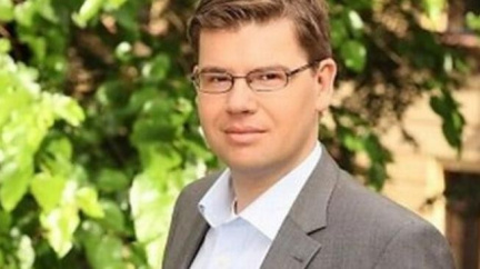 Nejpopulárnějším politikem je poprvé Pospíšil, John ztrácí