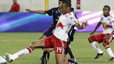 Henry dostal v MLS pokutu za zranění brankáře Dallasu 