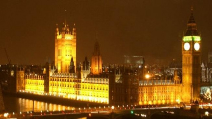 Clegg musel obhajovat koalici liberálních demokratů s konzervativci