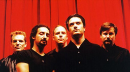 Tahouny letošního Rock for People jsou Faith No More