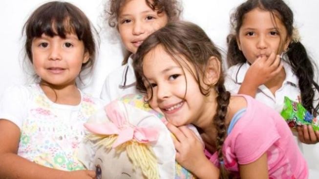 Pět z devíti školních pomůcek obsahuje toxické ftaláty 