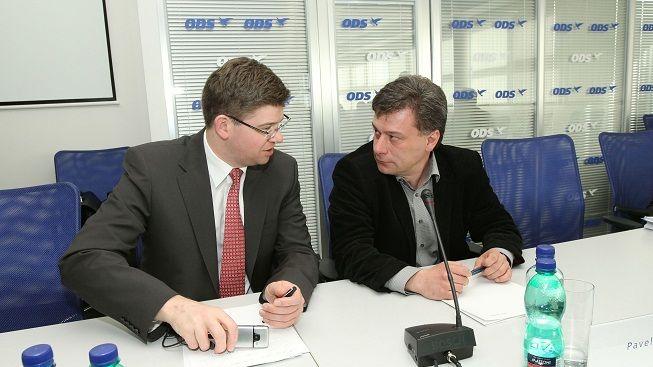Podívejte se, na co tlačil Pospíšil a novému ministrovi to moc nevoní