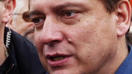 Paroubek varuje: Pravice hnědne. Dnes bezdomovci, zítra Romové?