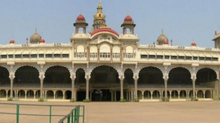 Honba hvězd indického Bollywoodu za reklamou vyvolává obavy 