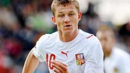 Fotbalisté po rozpačitém úvodu smetli Lotyše čtyřmi brankami 