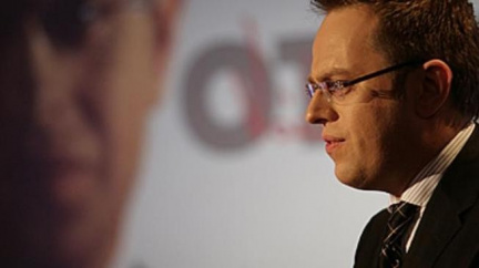 Průser, řekl Pospíšil. Pozor na hubu, opravil Moravec