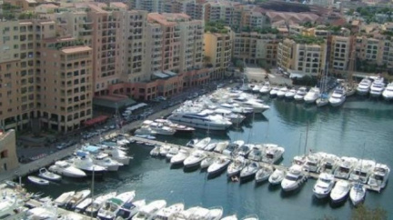 Monacký kníže a Wittstocková pozměnili termín svatby 