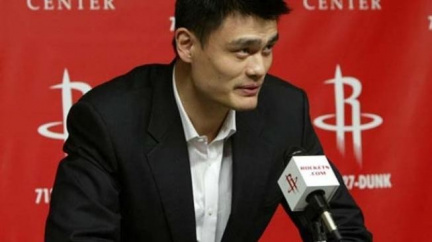 Dlouho zraněný basketbalista Jao Ming už vyhlíží konec kariéry 