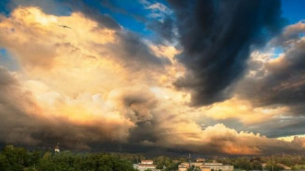 Při požáru hotelu v irácké Sulajmáníji zahynulo 40 osob 