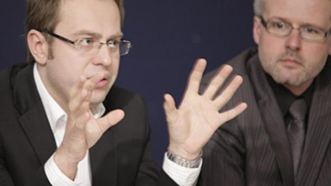 Moravec na ČT i v létě. Hájek. Zrušte už ten skanzen bolševismu