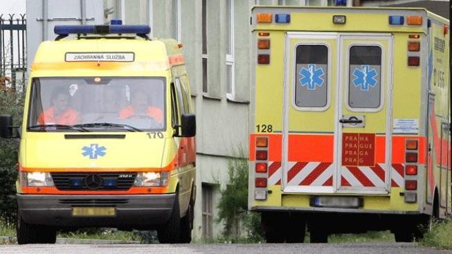 V Jeseníkách se převrátil traktor, řidič na místě zemřel