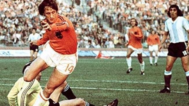 Cruyffovi se Nizozemci ve finále nelíbili, hráli ošklivě a hrubě 