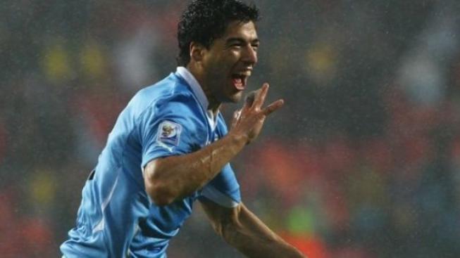 Uruguay zdolala na penalty Ghanu a postoupila do semifinále MS