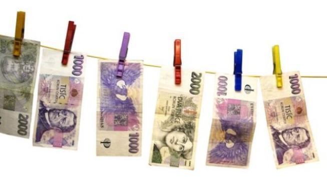 Drsná finta trojkoalice. Podporu spoření zdaní padesáti procenty