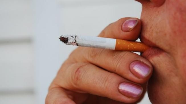 Kuřák za svůj život nashromáždí v plicích 3,5 kilogramu dehtu 